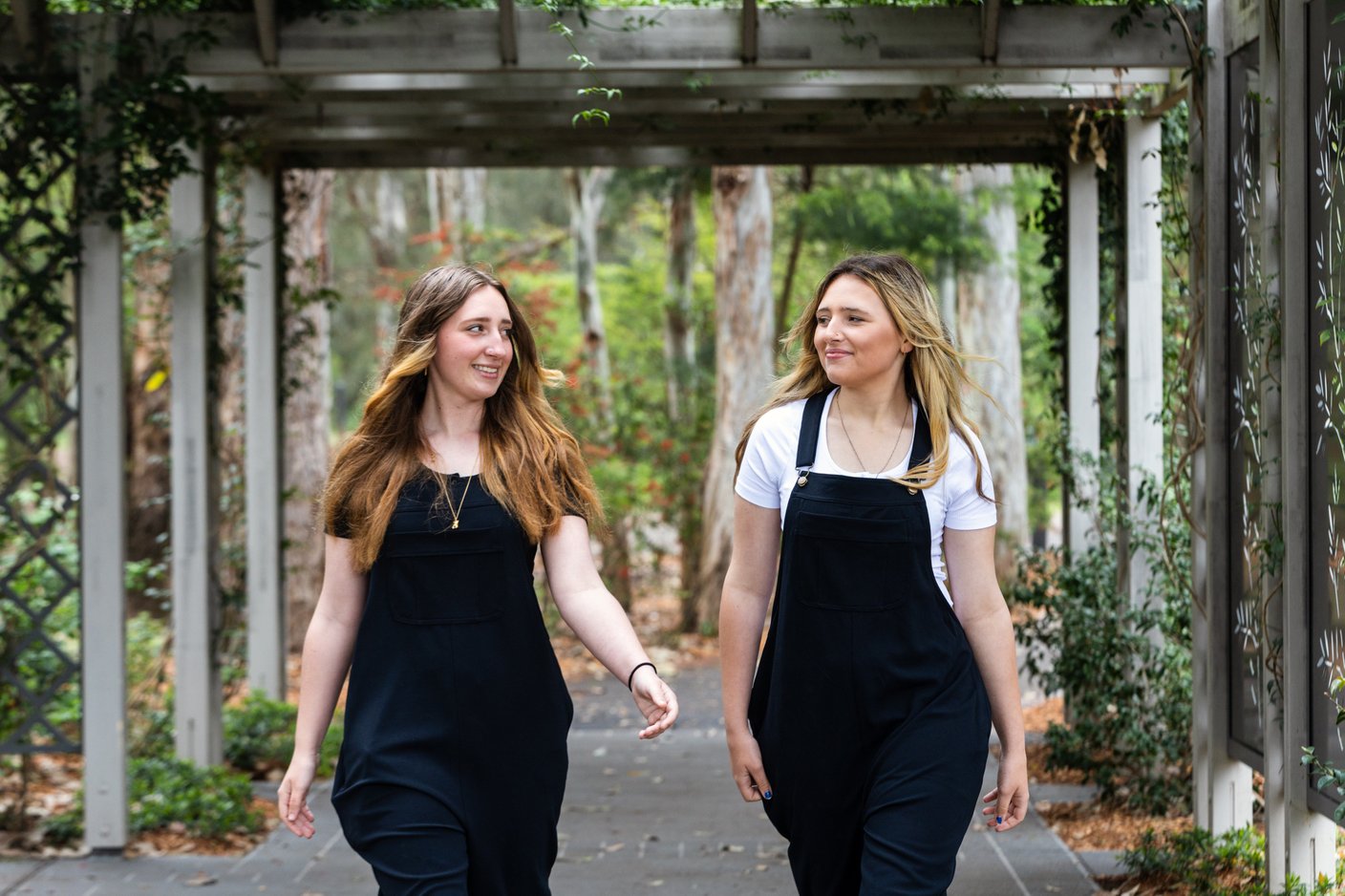 Natalie_and_Isabella_journey_to_safety_Image_3