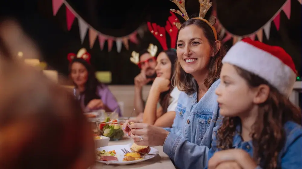 WCL31454 Christmas Hub_Buy Eat WCL31454 Christmas Hub_Buy Eat