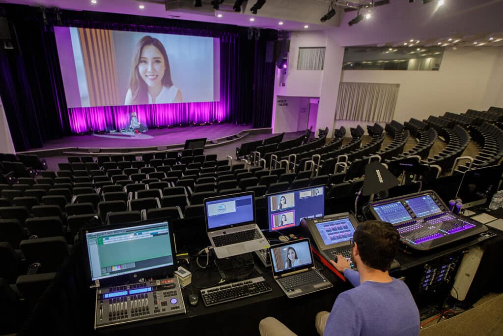 Conference Centre - Seamless live streaming